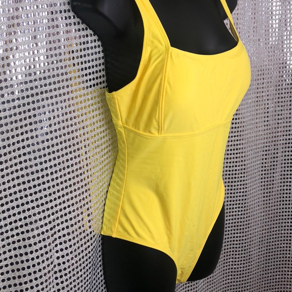 (NWT) 💛 YELLOW 💛 Adult 💛 Swimsuit 💛 L 💛 - Picture 2 of 7